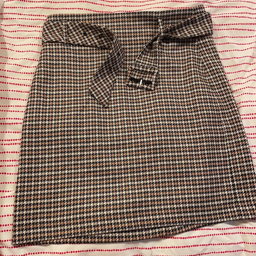 RW&Co Houndstooth Skirt